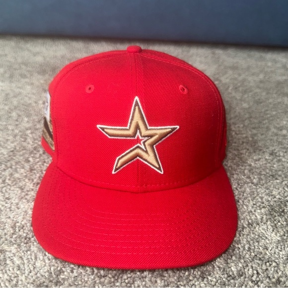 Hat Heaven New Era Houston Astros Fitted Hat Size 7 1/4 Red Gray UV NWOT - Picture 2 of 10